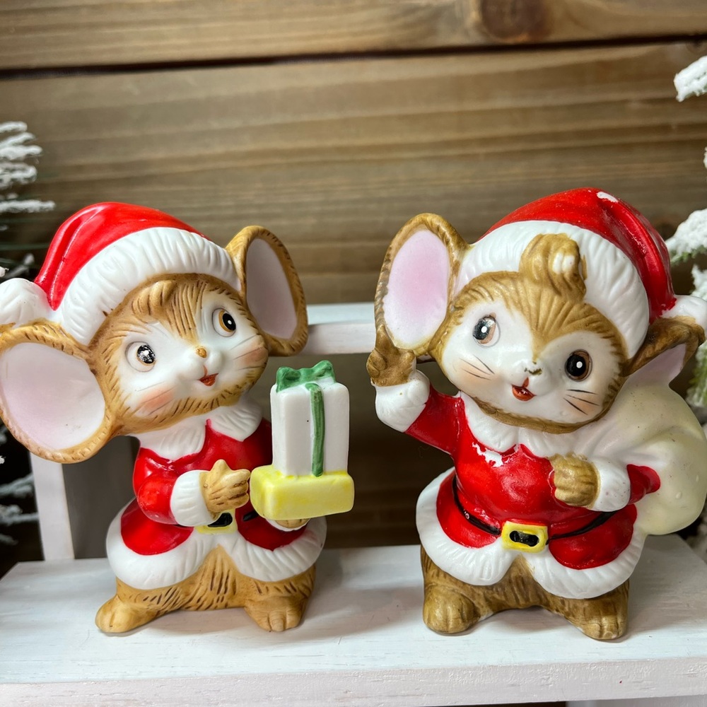 Vintage HOMCO Christmas Santa Mice Figurines -  Set of Two